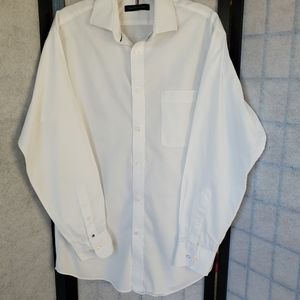 Bundle of 4 Tommy Hilfiger Dress Shirts